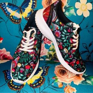 Inkkas Floral Embroidered Women's Casual Sneakers - Black/Multi